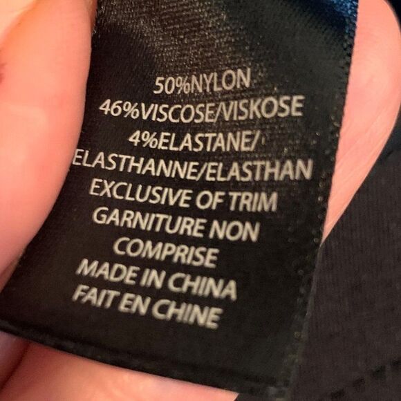 Pink Tartan short black jacket, EUC Sz 10, lots of detail, body con with stretch - Picture 7 of 16